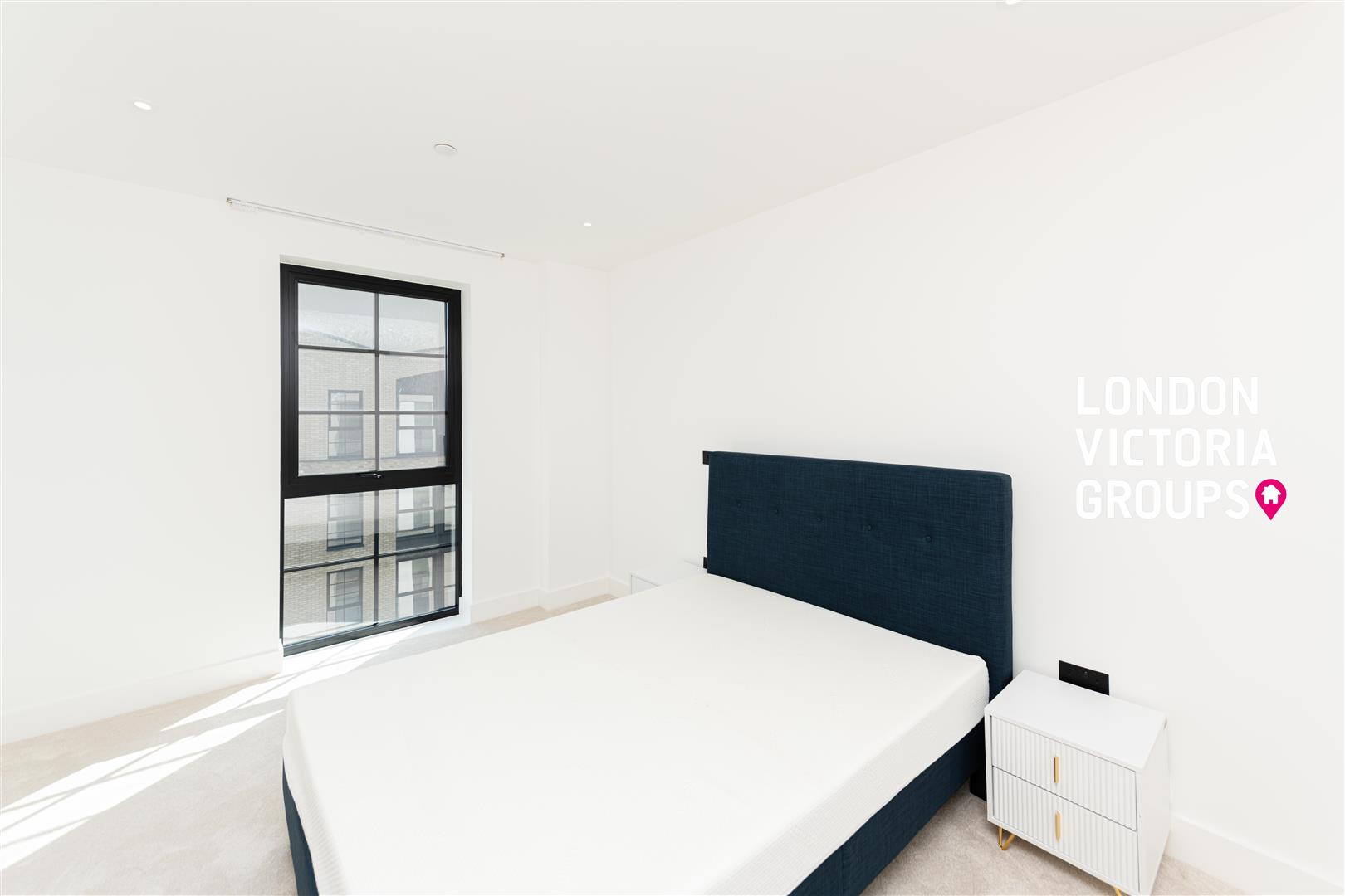 Horatio Apartments, 2 Graphite Square, LONDON